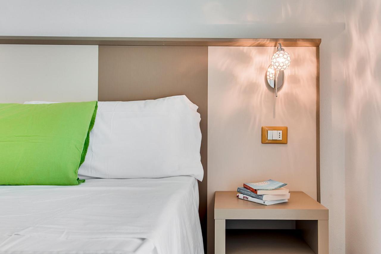 Anastasi Hotel E Residence แชร์เวีย ภายนอก รูปภาพ