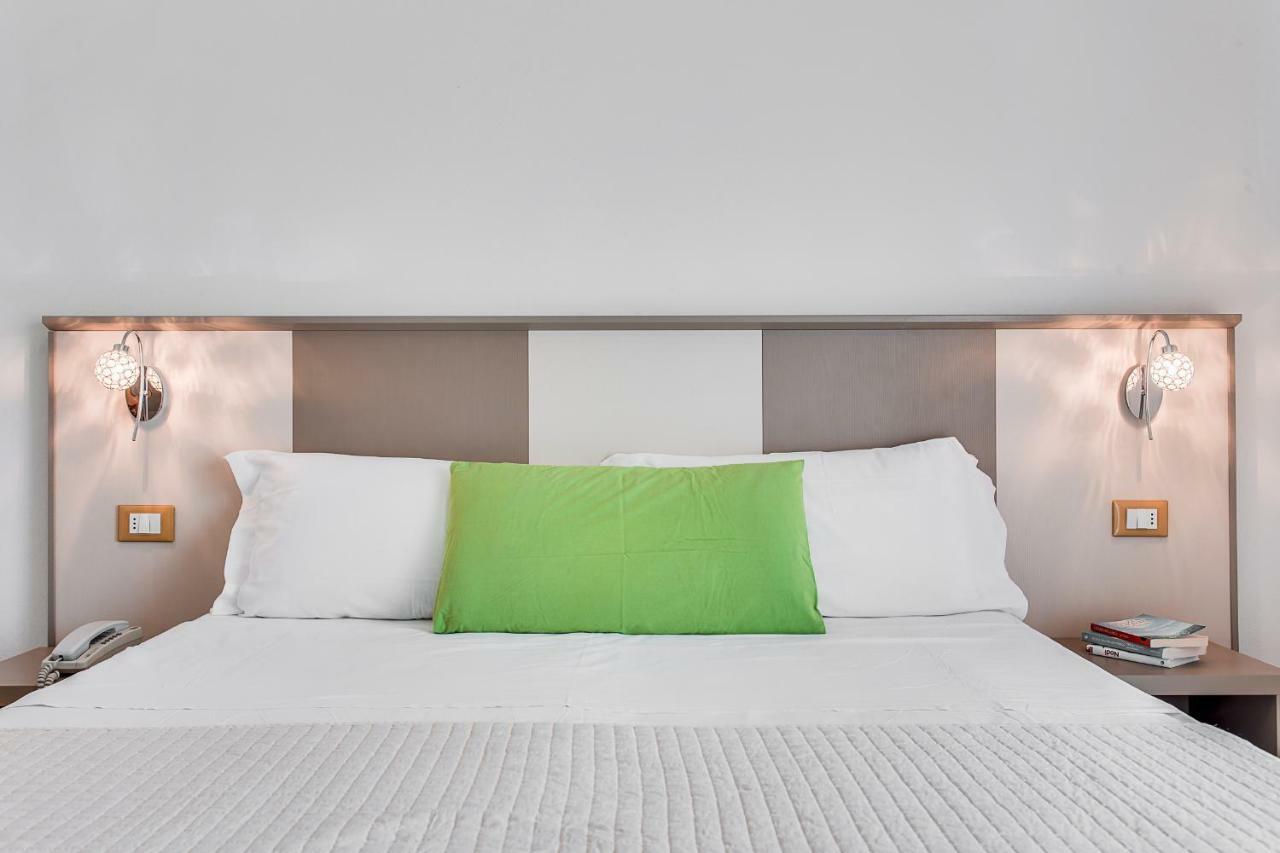 Anastasi Hotel E Residence แชร์เวีย ภายนอก รูปภาพ